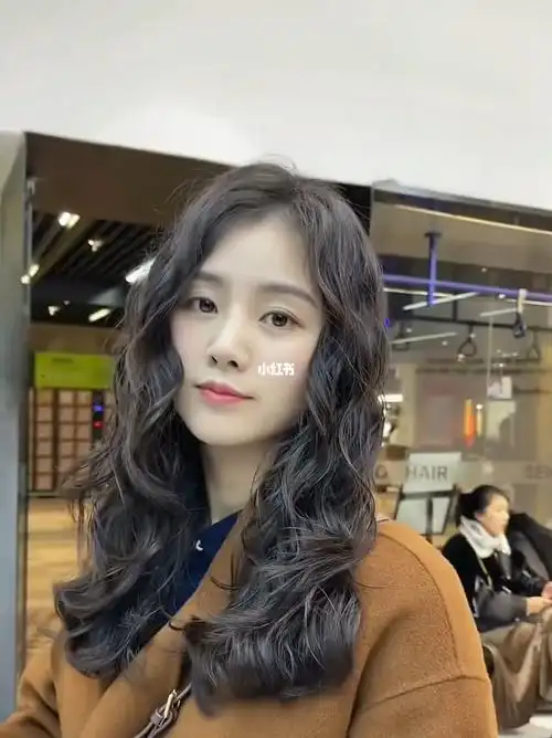 永远不会直的法式浪漫卷78中长发蓬松烫