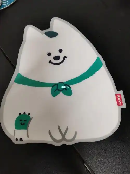 你看,爱迪在和你笑哎,他一定知道自己很可爱吧#roy6  #玩偶  #萨摩耶