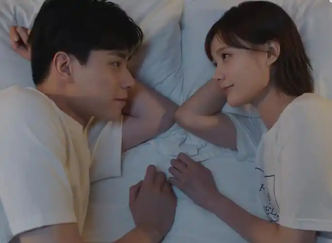 小情侣秀恩爱图片满满的狗粮