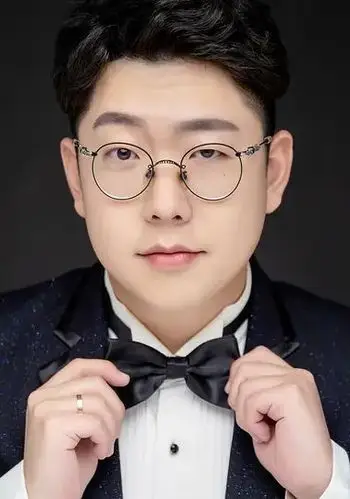 张艺文 yiwen zhang