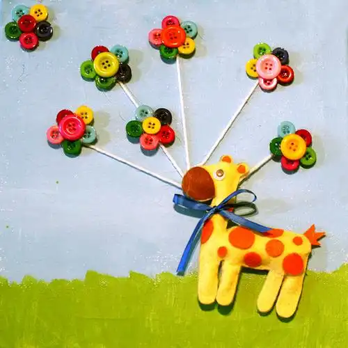 儿童房间装饰画 创意纽扣画 送给孩子的礼物 #手工# #旧物利用# #废物