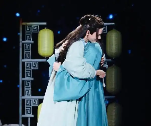 张哲瀚龚俊解绑换头像彻底告别山河令最和平的分手仪式