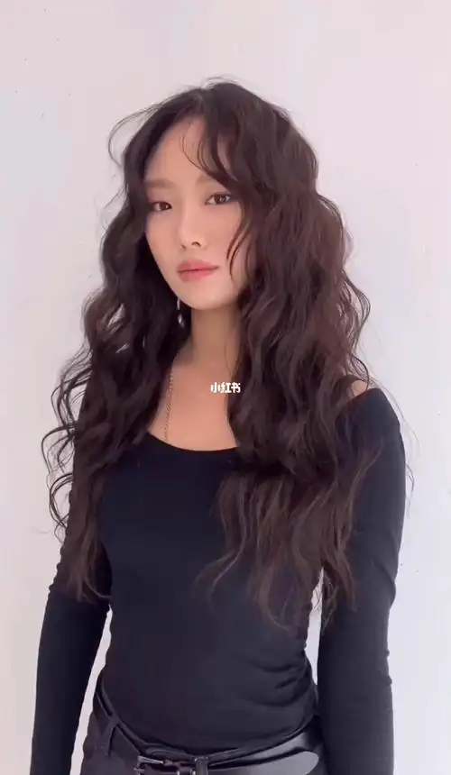 颅顶低的人一定要去做#深圳发型师喜良  #短发  #深圳烫发  #减龄发型