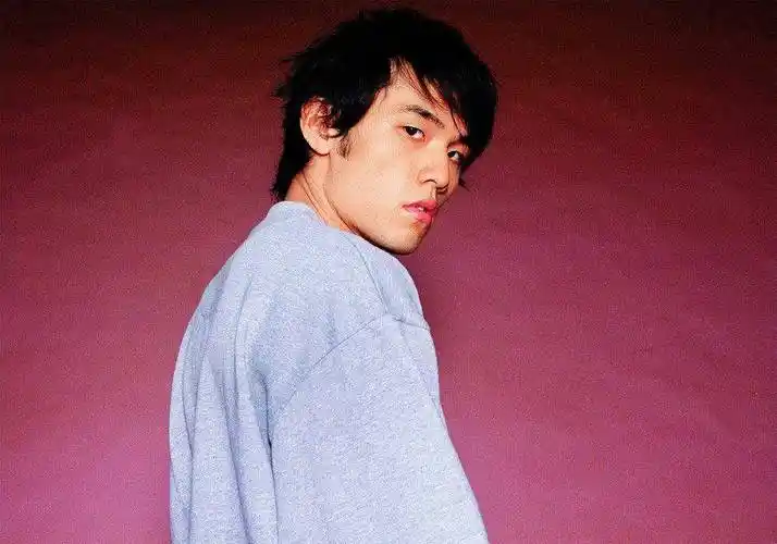 原创周杰伦4岁到41岁的罕见照从第11张开始变帅气质真的好重要