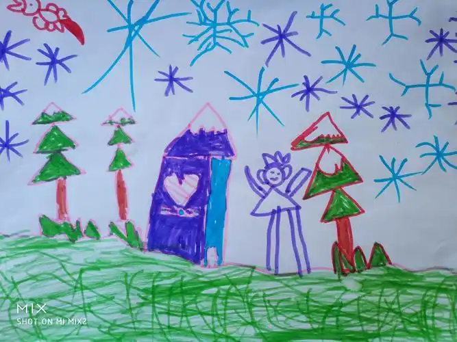 李艾熙4一5岁的绘画作品