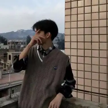 孤傲高冷男头像高清图 没有人陪伴的曾经 - 男生头像 - 潮人个性网