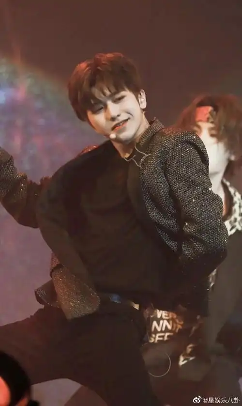 蔡徐坤超撩坏笑小合集