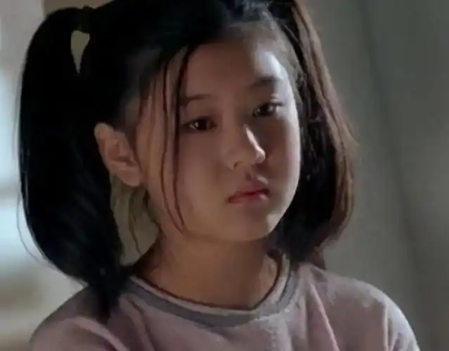 作为丈夫的战友和同志,李小萌同样十分优秀.