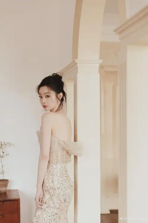 宋轶第二套礼服|宋轶|礼服|明星_新浪新闻