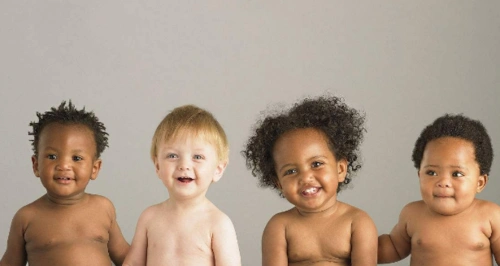 黑色人种在亚洲千百万年后会进化成白人或黄种人吗?