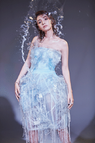 zora专访麦迪娜我想做一个大家认可的好演员尝试不同的角色