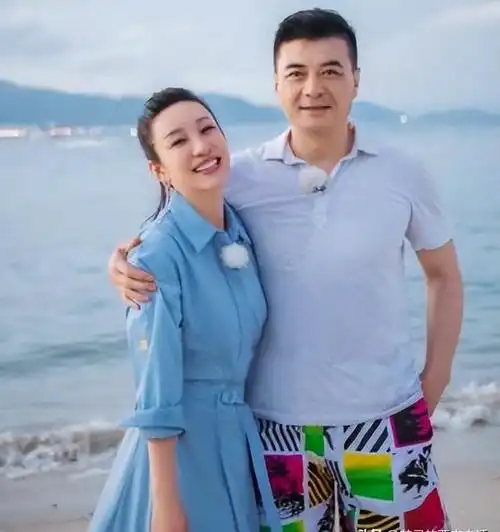 45岁的秦海璐:每月给丧子丧夫的婆婆生活费,以后我就是您亲女儿