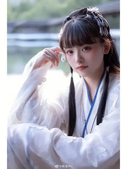 复古风尚写真宝儿林津伊