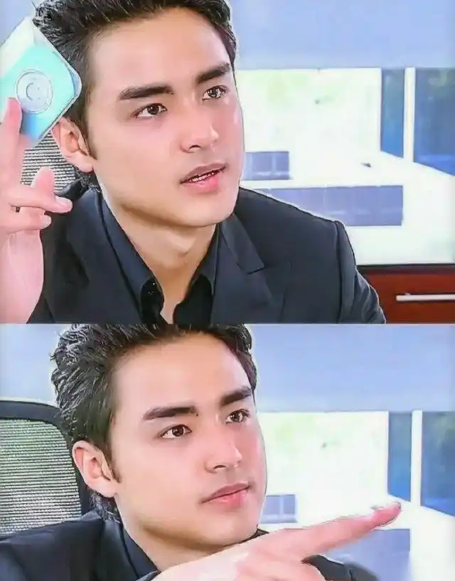 谁也不会忘记《王子变青蛙》里的明道带给90后的感动和记忆,一个眼神