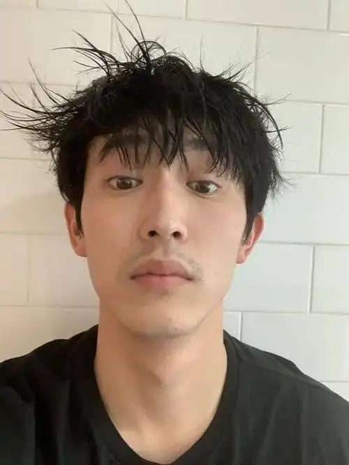 日本男演员少见的胡须模样:谁是"最强反差王"!_胡子