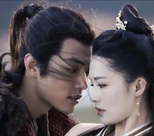 谢娜直言,很多女星不愿意和肖战拍吻戏,原来李沁没有说谎_合作_杨紫