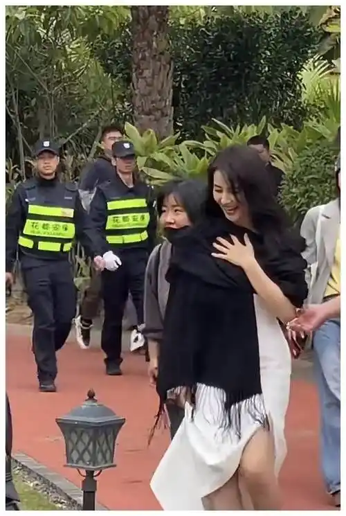 高圆圆44岁风采依旧回忆中的周芷若赵又廷幸运赵太太