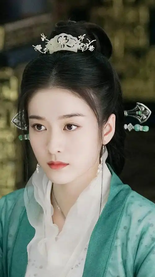 白发容乐张雪迎