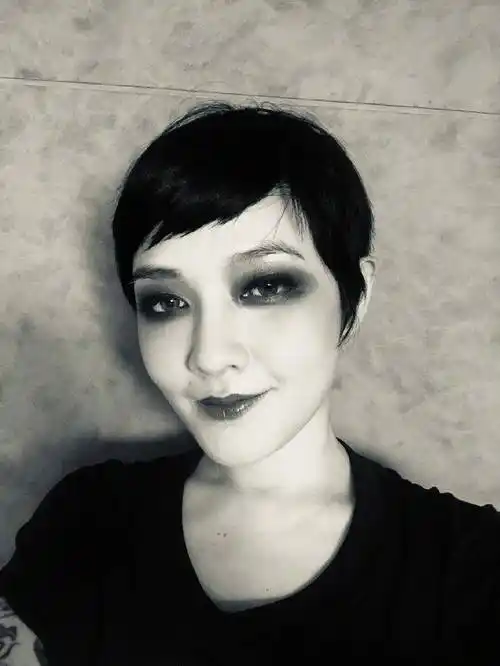 范晓萱罕见发文,祝大家中秋节快乐,并表示跟大家以这种方式团圆_事情_