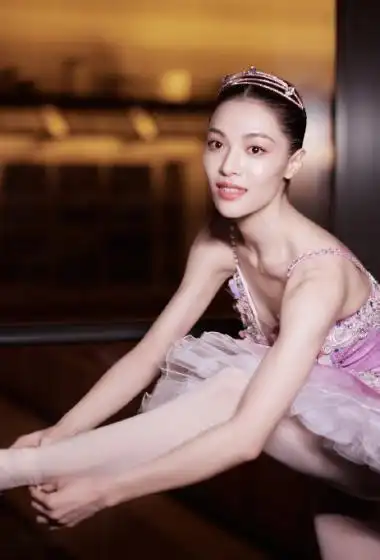 钟楚曦芭蕾裙优雅写真图片55