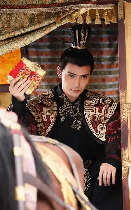 吴磊百里鸿烁(百里弘毅吴磊)-情感知识库-动动脑