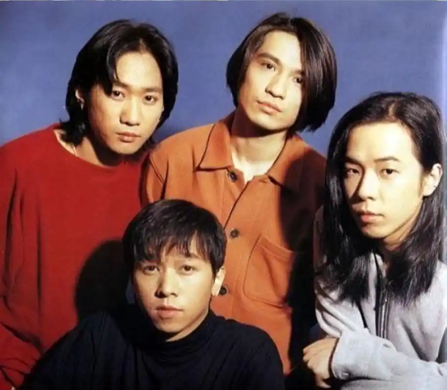 《37 beyond》演唱会,三缺一变二缺一,叶世荣太软骨被欺负