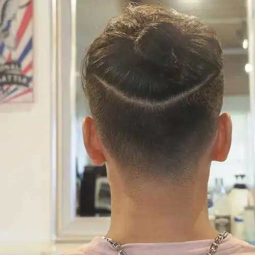 2021新款发型最扎发武士头