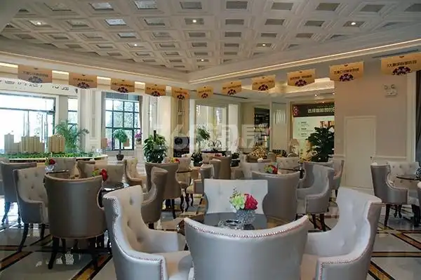 宋茜和昌珉热恋证据搜不停尼坤暴打昌珉的照片曝光–深圳.