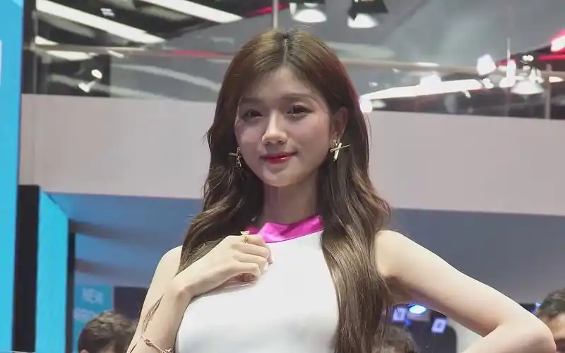 2021广州车展 广汽本田车模#06 @紫薇