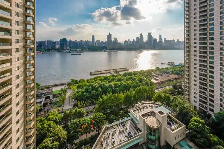 汤臣一品4室2厅4卫433.87㎡东西13000万