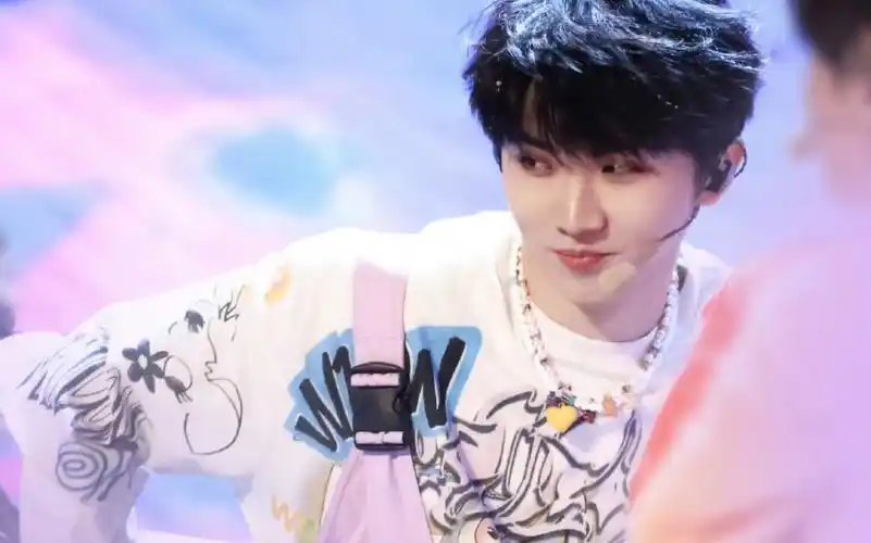 马嘉祺澳门演唱会《3650》单人直拍