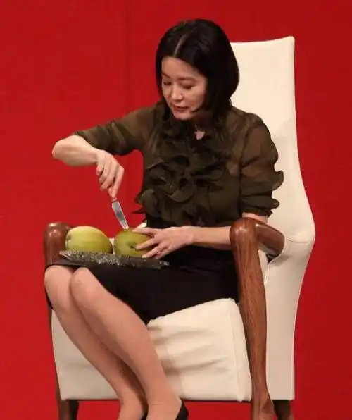 林青霞68岁真实状态!