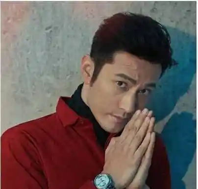 鬓角怎么留明星的鬓角是怎么弄的