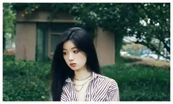 白敬亭金晨:胡夏单依纯,许馨一凡黄俊捷夏之光!_明星_状态_女朋友