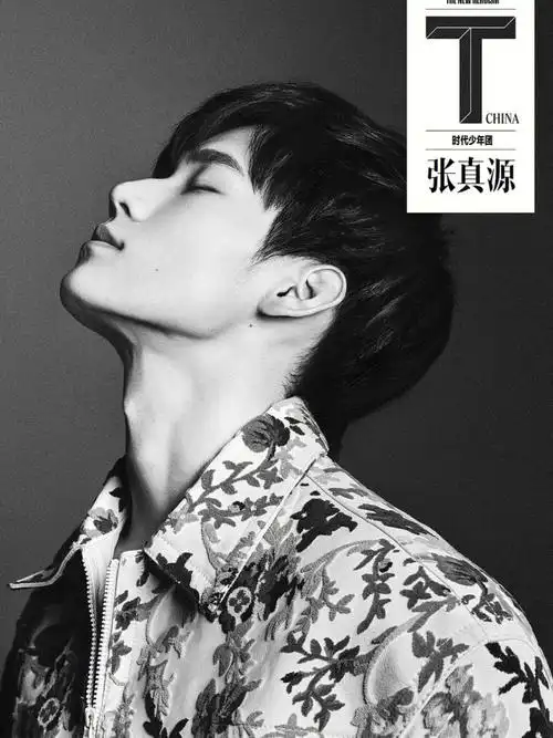 怎么长的教教我这眉眼这鼻子这嘴唇这喉结…棱角分明被下颌线割伤了