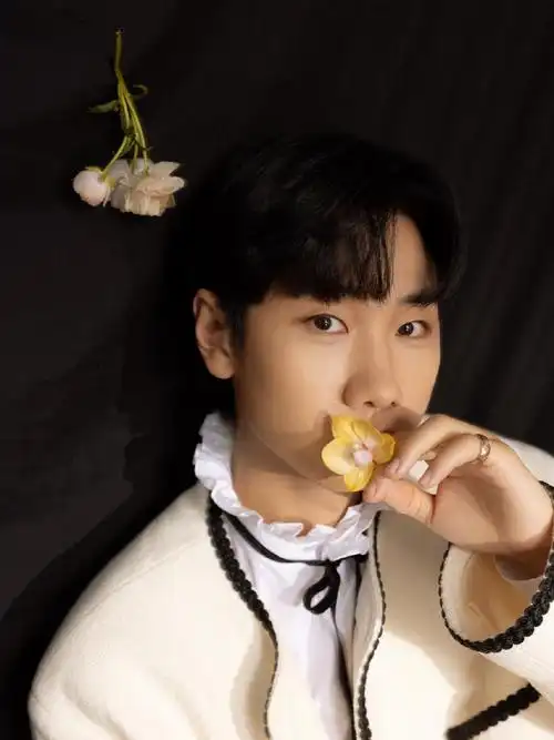 汪苏泷给任敏画饼