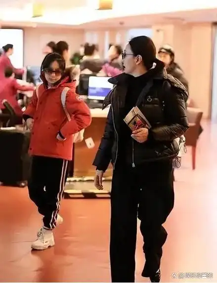 被徐峥伤害不分手被张庭拖累不绝交陶虹是真的傻吗