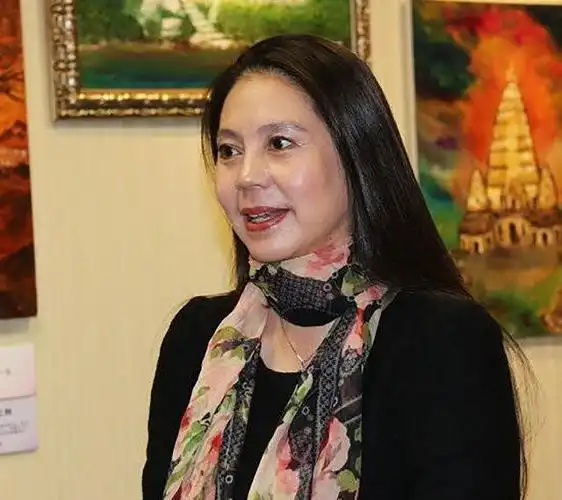 38年前叛逃留美的女网天才胡娜今态度大变高调回国只为捞金