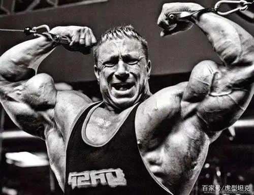 "肌肉巨兽"马库斯,健美史上体型最大的怪物,都是药物的功劳?