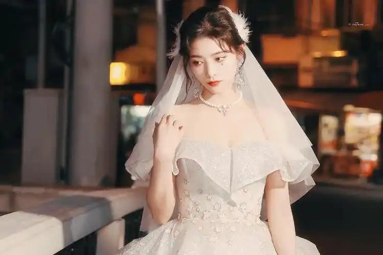 周末安利许佳琪婚纱照