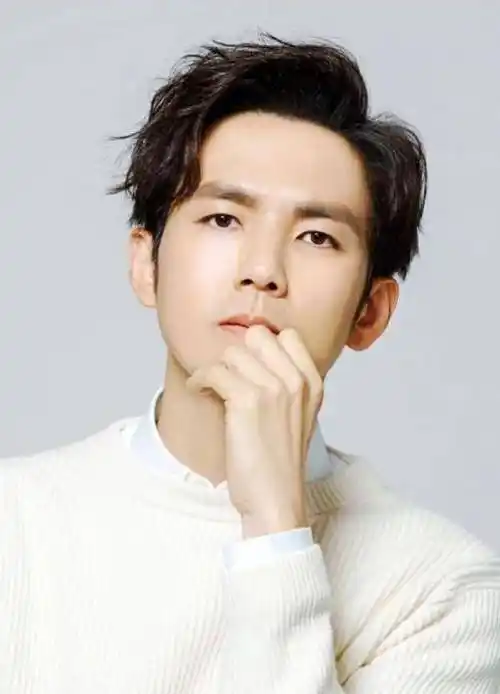 《锦心似玉》钟汉良又演偶像剧?再次用配音?练好普通话很难吗?