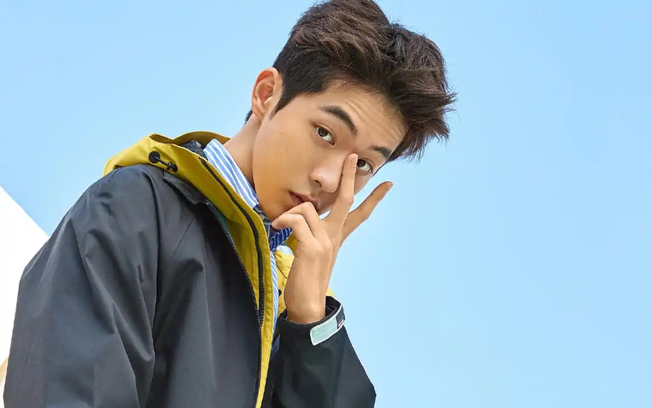 喜欢韩国明星南柱赫的朋友们赶紧收藏下载吧,更多明星类壁纸尽在美桌