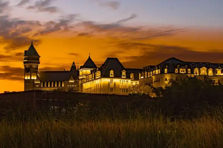 夕阳下的欧洲小镇 - 摄影沙龙 - 深圳论坛