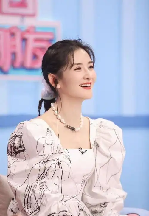 谢娜从"湖南一姐"到"万人嫌",走到这一步真怪不了别人