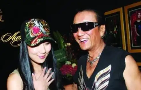 张柏芝和谢贤有哪些事三胎