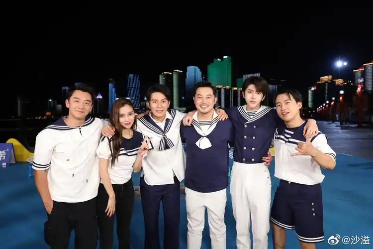 奔跑吧第八季正式杀青蔡徐坤更博回应ikun