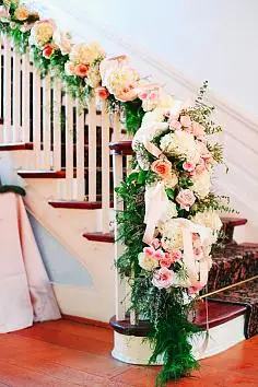 扶手栏杆花艺21贰叁肆伍采集到楼梯,扶手,门把手装饰采集www.dodowed.