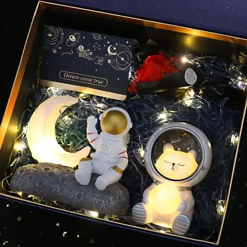 宇航员生日礼物男生送给男友朋友高级实用仪式感的新年情人节小众