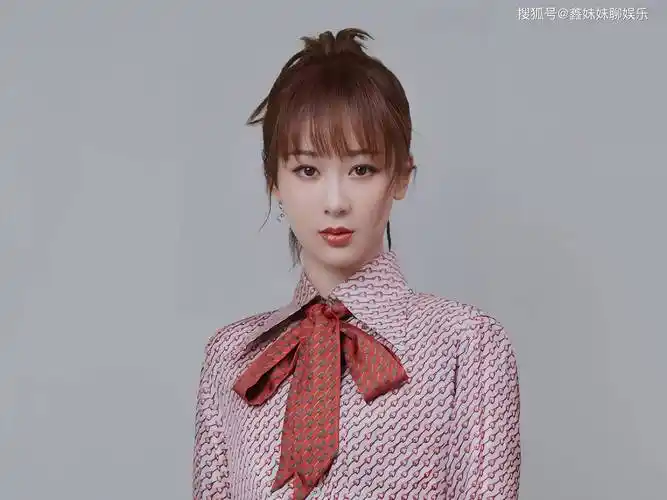 杨紫单身内幕曝光,与张一山关系密切,无人敢追?_友谊_媒体_原因