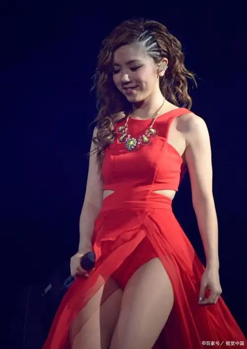 邓紫棋突破自我,寻找时尚新品味